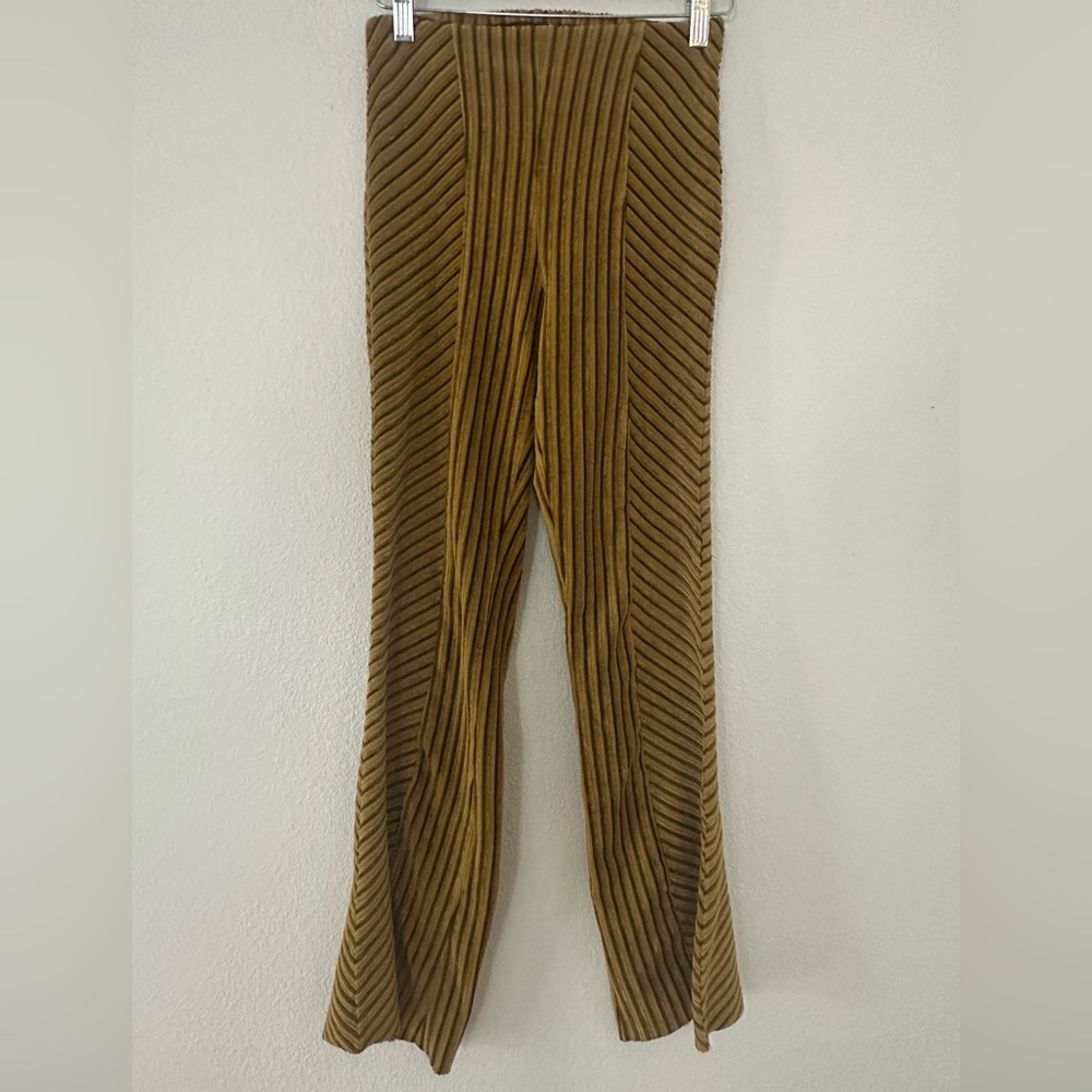 FREE PEOPLE mustard yellow velvet striped stretch flare leggings, size XS.